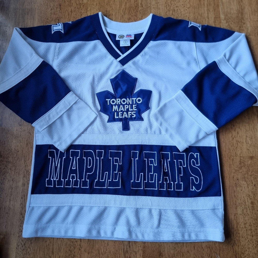 Vintage Toronto Maple Leafs Mighty Mac Sports NHL Hockey Jersey . Child Size 7/8